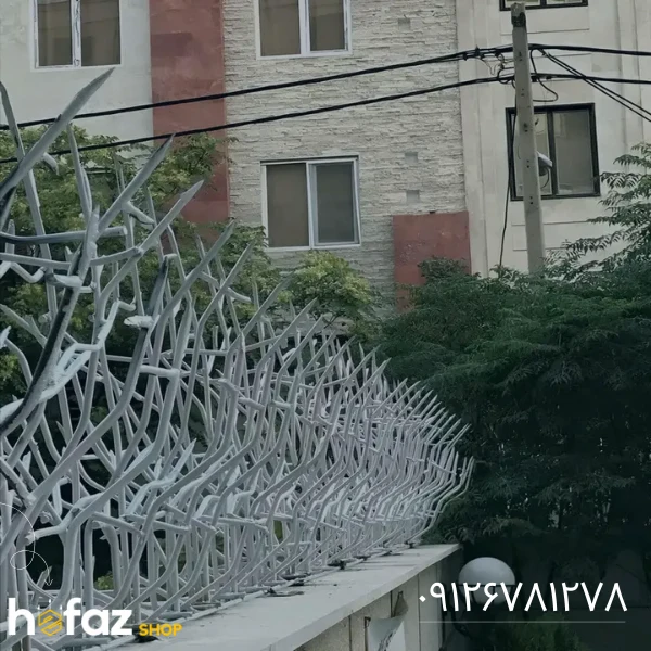 نرده حفاظ دیوار بوته خاری